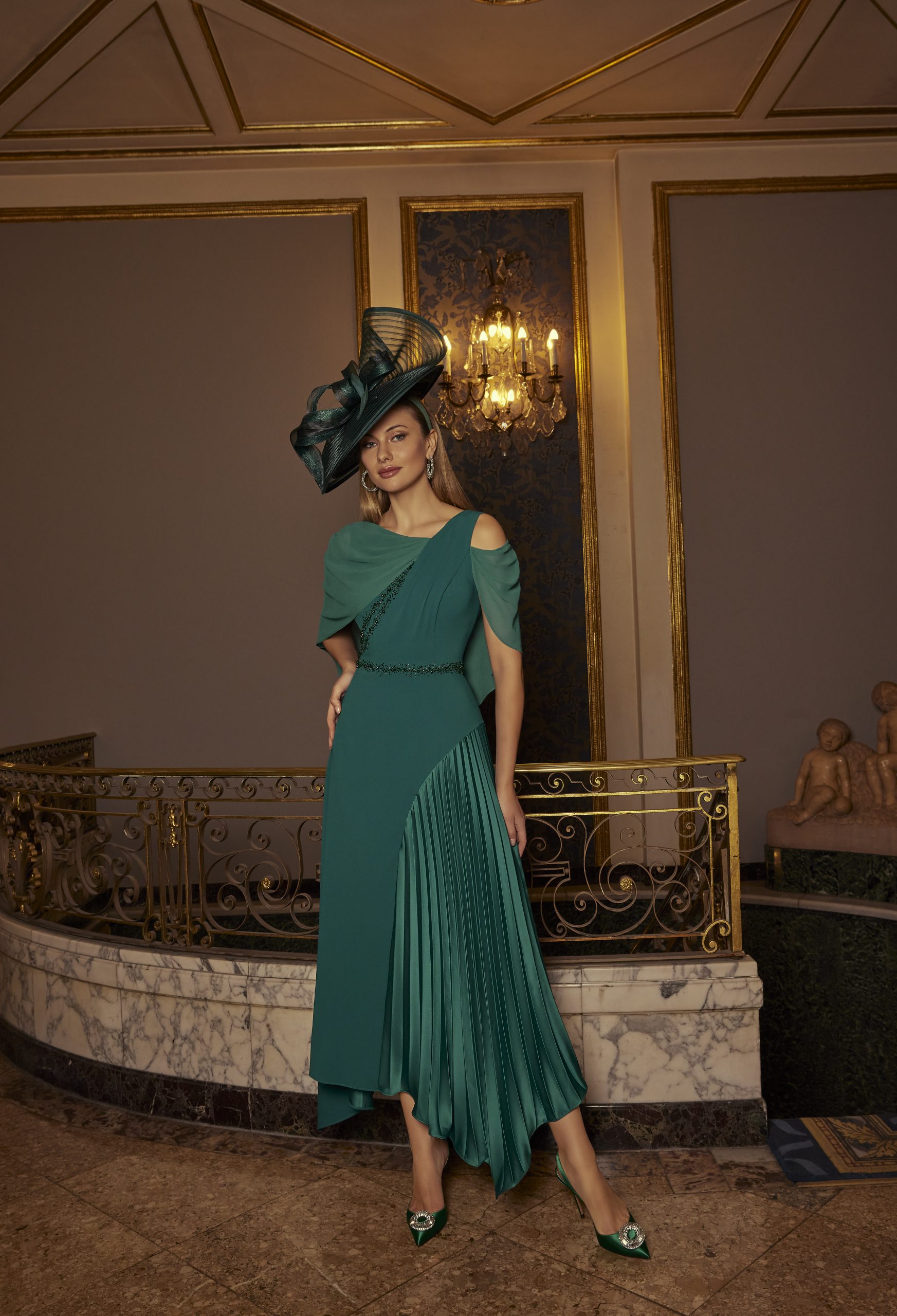 992566_011 992422 Taupe / Ivory